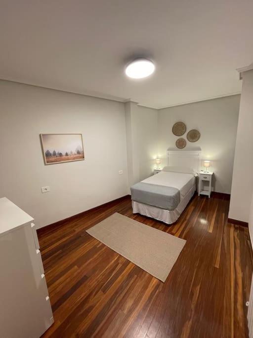 Duplex 122M2, 4 Dormitorios, 2 Banos Completos, Wifi 1Gb Mundaca Exterior foto